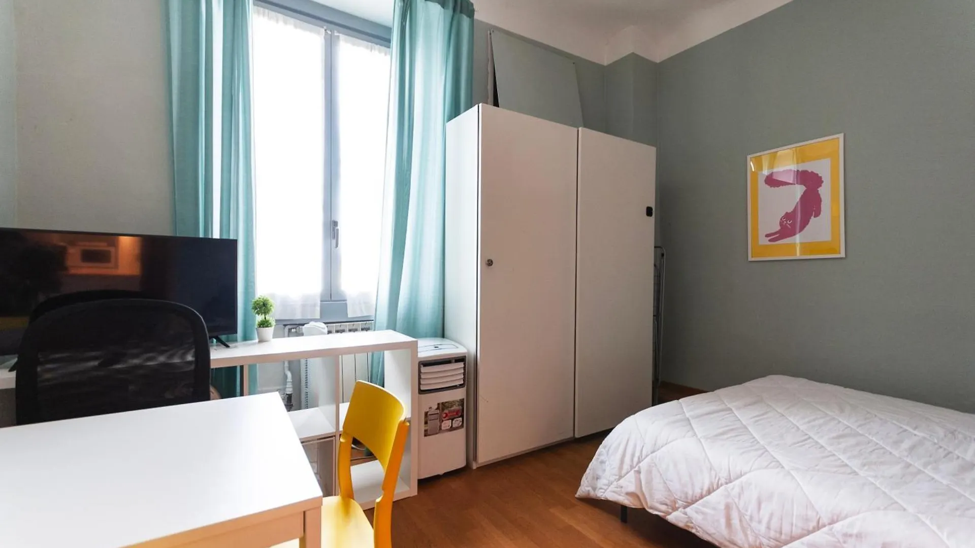 Apartment Youhosty -Varesina 130 Milan